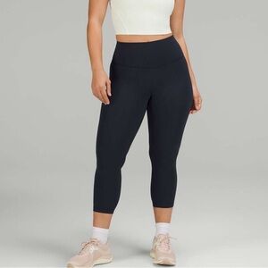 Lululemon Wunder Train Contour Fit High-Rise Crop 23" in True Navy